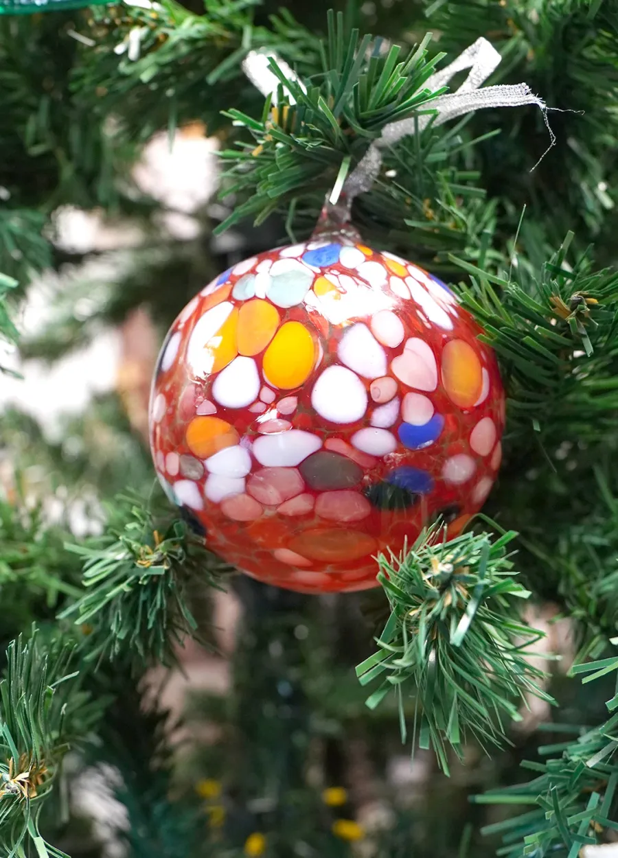 obrazek 3 Wielokolorowa bombka choinkowa ze szkła Murano