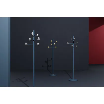 Zdjęcie Prestiżowy wieszak na ubrania do eleganckiego biura - Prof