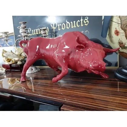 Zdjęcie Czerwono malinowy byk z ceramiki na biurko - Il Gattopardo