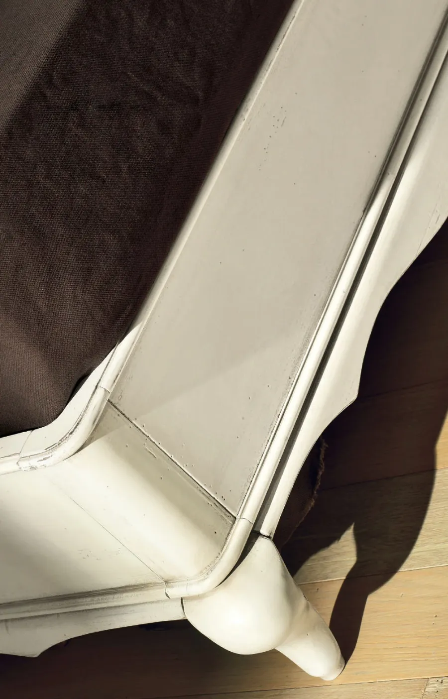 picture 6 Exclusive bet with an upholstered headrest - Interiors Italia