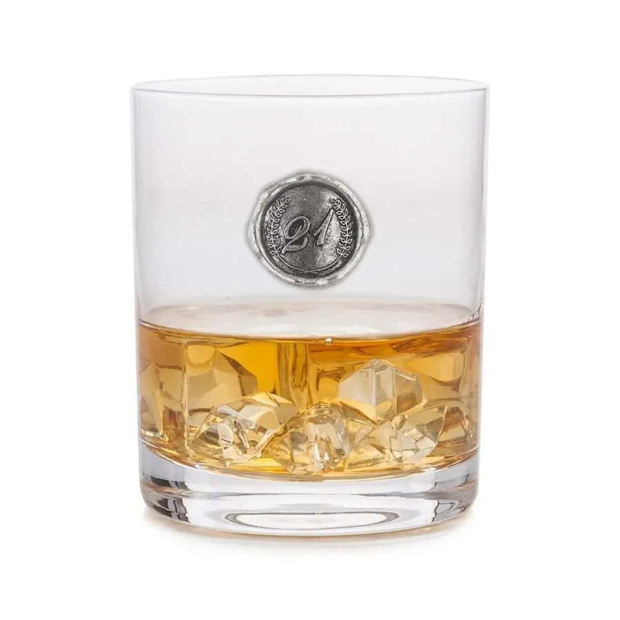 obrazek 1 Unikalny prezent na 21 urodziny - szklanka do whisky z cynowym emblematem z liczbą urodzin
