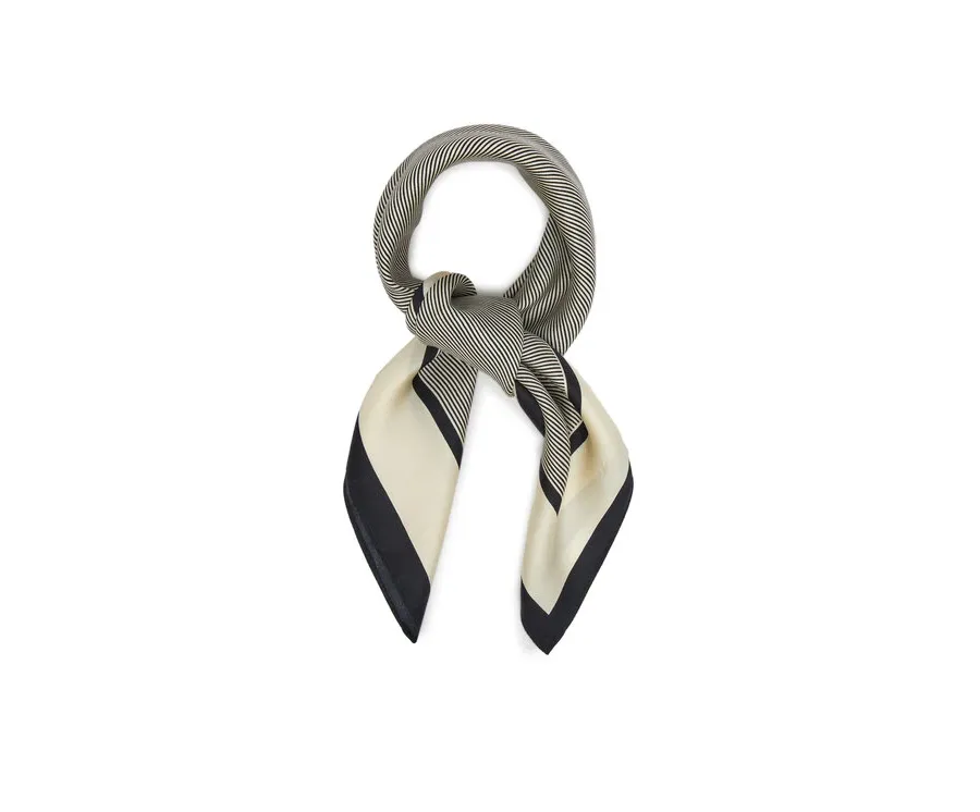 obrazek 1 Tommy Hilfiger Apaszka Elevated Flag AW0AW17629 Granatowy