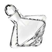 Picture Exclusive whiskey decanter made of crystal from the Carrossel - Vista Alegre collection