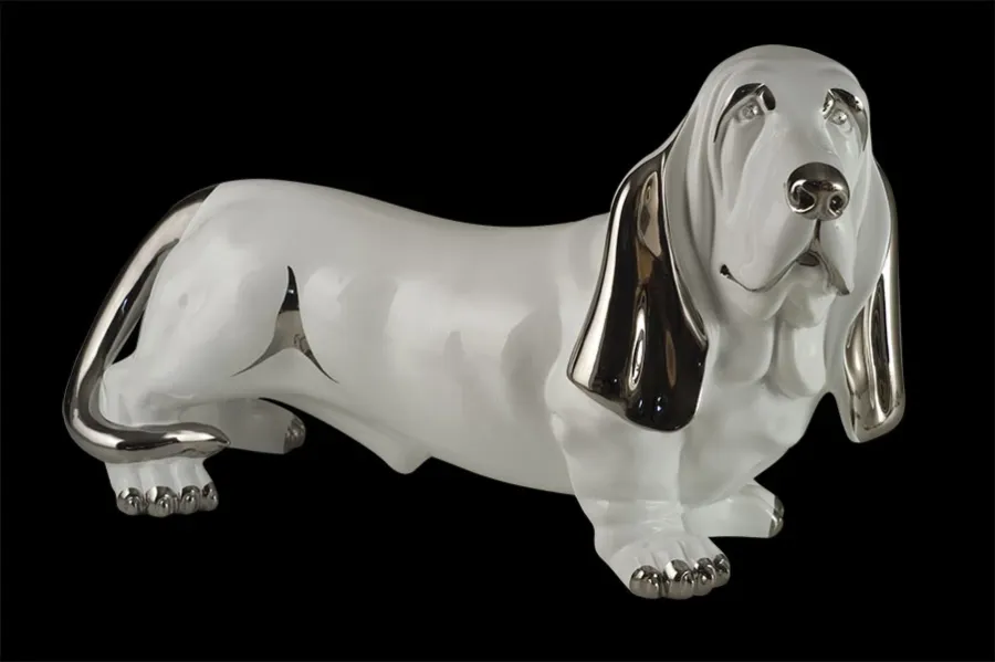 picture 1 Dog luxurious figure