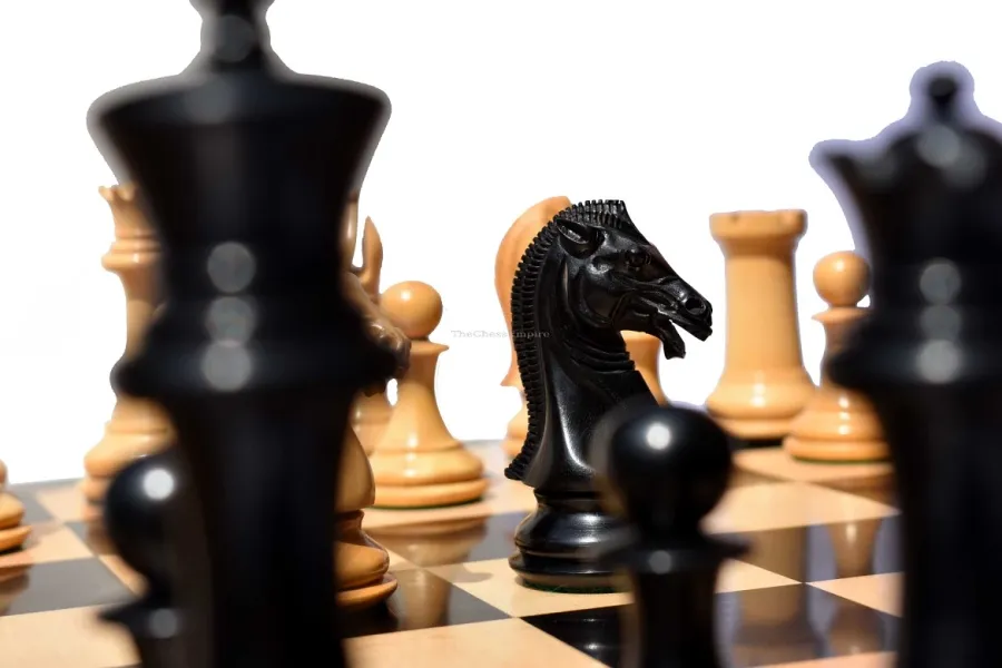 obrazek 10 Prestiżowy zestaw szachowy serii Knights of The Empire Prestige - The Chess Empire