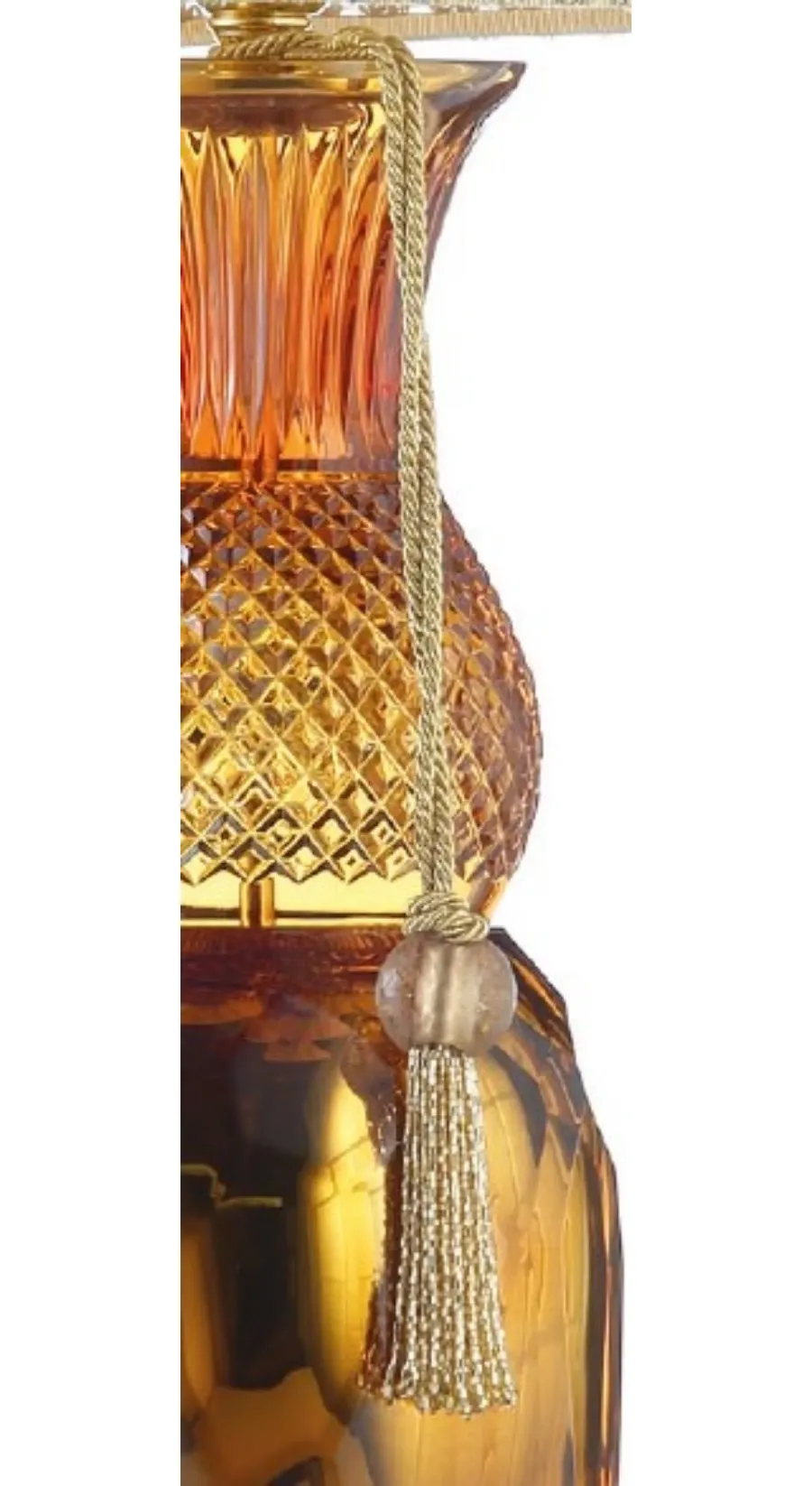 obrazek 1 Piękny stylowy chwost w kolorze złota – Il Paralume Marina