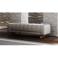 Zdjęcie Elegancka tapicerowana ławka z metalowymi nogami