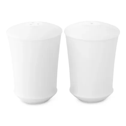 Zdjęcie Porcelanowy zestaw – solniczka i pieprzniczka z eleganckiej kolekcji Crown White - Vista Alegre