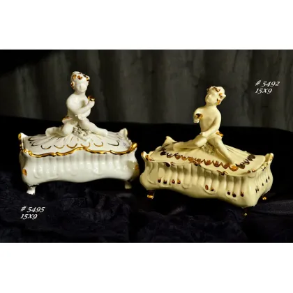 Zdjęcie Wyszukane pudełeczka z aniołkami