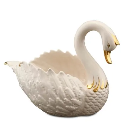 Zdjęcie Piękny ceramiczny łabądz