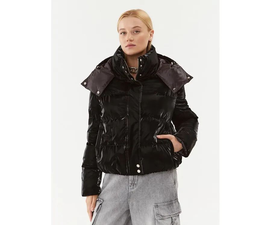 obrazek 1 Patrizia Pepe Kurtka zimowa 2O0057/A347-K103 Czarny Regular Fit