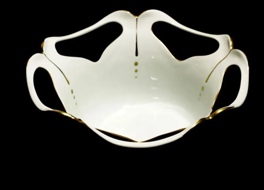 obrazek 1 Ozdobna misa z porcelany z włoskiej manufaktury