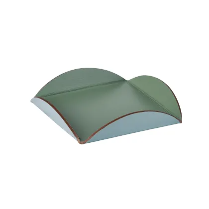 Zdjęcie Podkładka na stół 35x35xH2,5 cm ze skóry w kolorze eukaliptusa