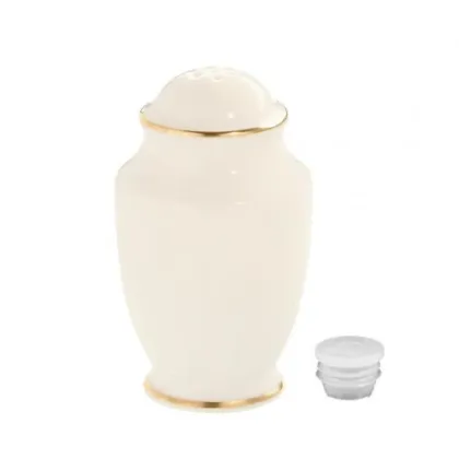 Zdjęcie Kremowa porcelanowa solniczka z Niemiec zdobiona złotą obwódką – Tettau