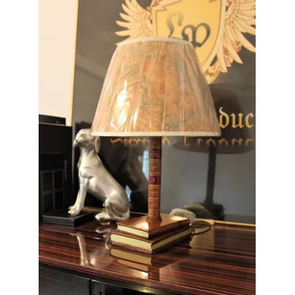 Zdjęcie Stylowa lampa biurkowa