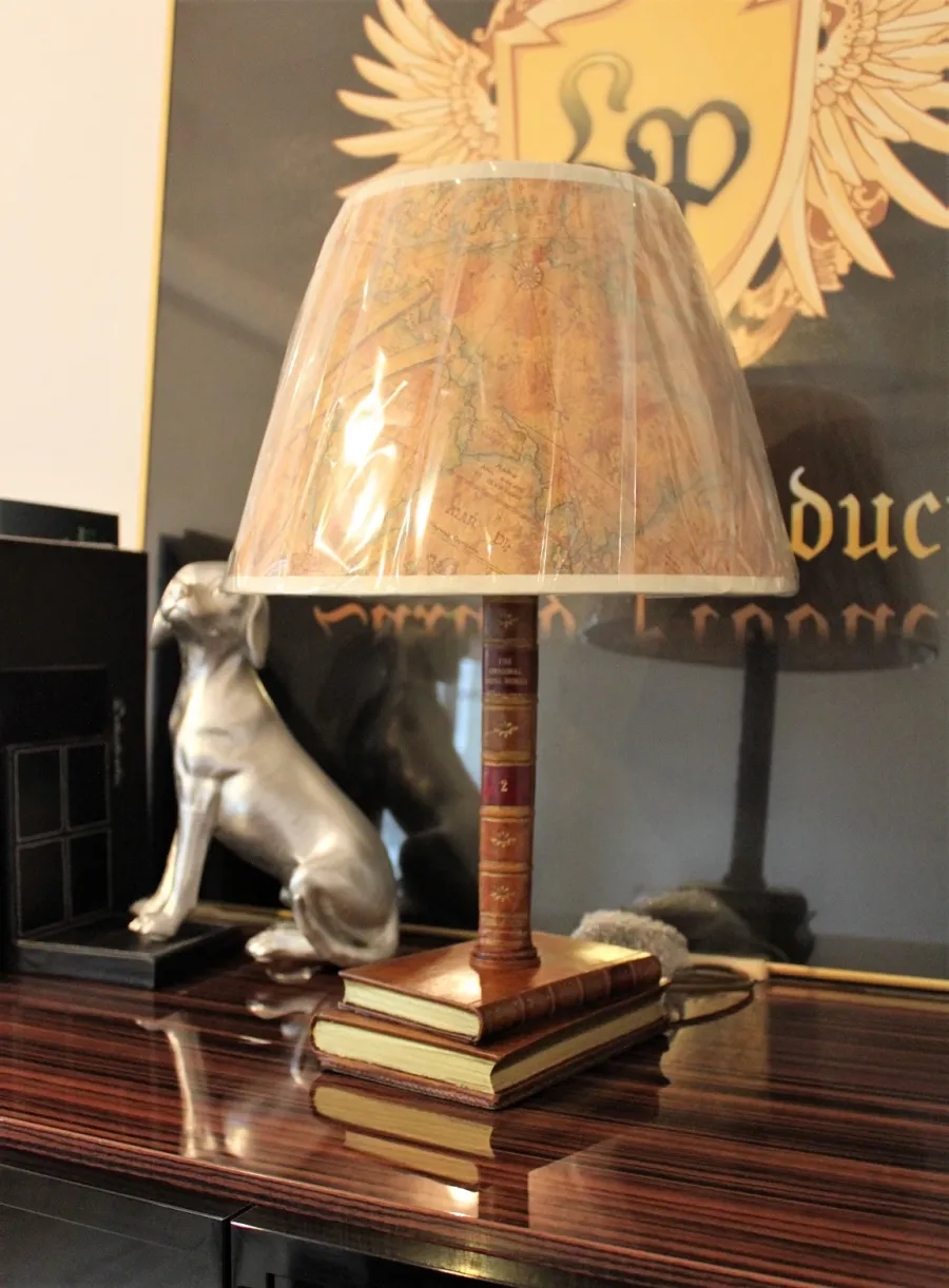 picture 1 Luxurious lamp with tiger figure