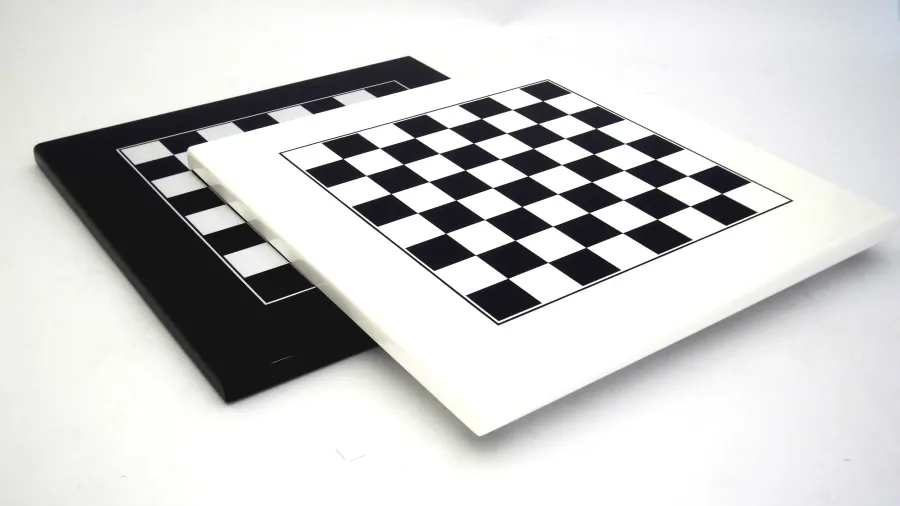 obrazek 2 Drewniany komplet: szachownica + figury G1501BN+347NB