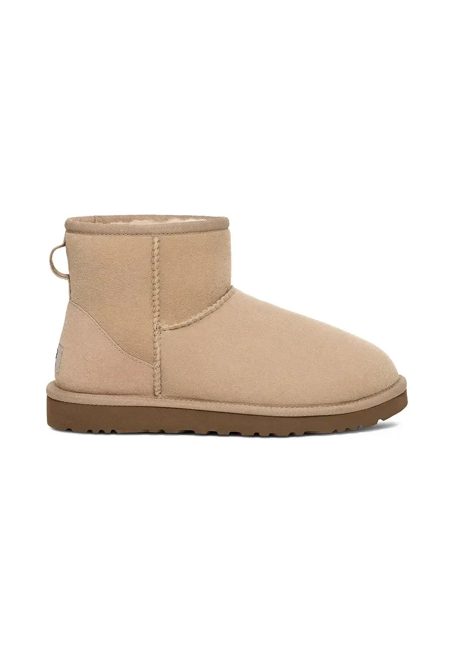 obrazek 1 UGG śniegowce zamszowe Classic Mini II kolor beżowy 1016222