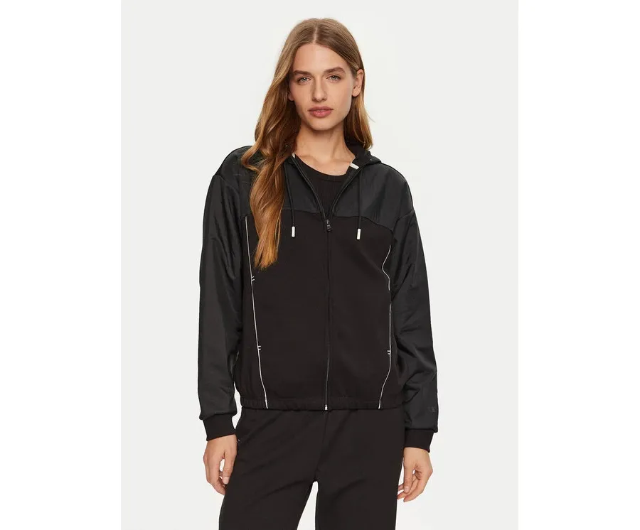 obrazek 1 Champion Bluza 117474 Czarny Regular Fit