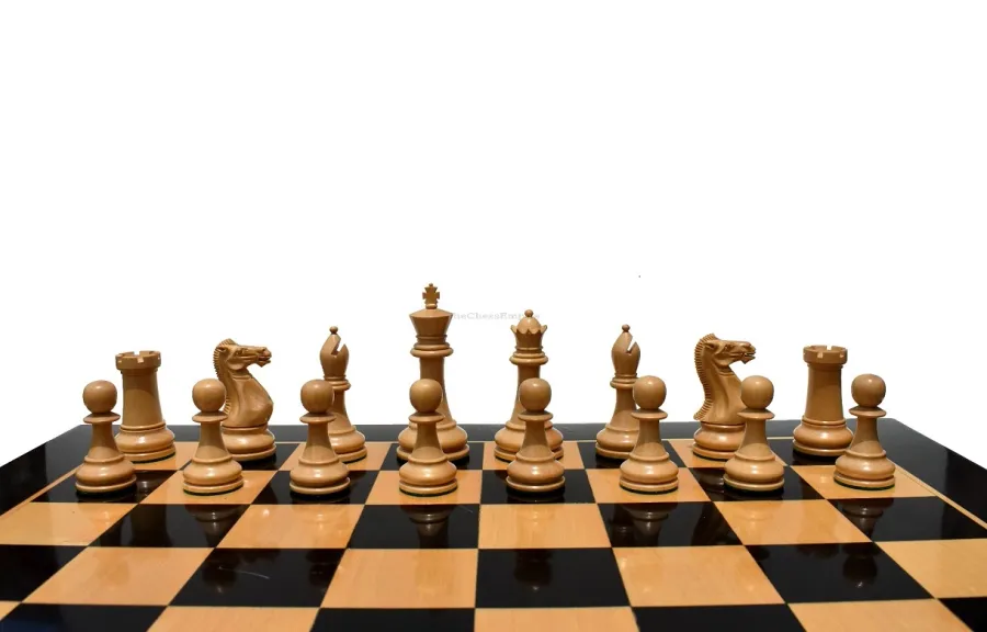 obrazek 4 Klasyczny komplet figur Collector do gry w szachy - The Chess Empire
