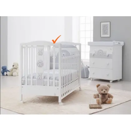 Zdjęcie Zjawiskowe łóżeczko z ochraniaczem na szczebelki - Italbaby