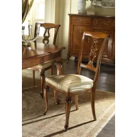 Zdjęcie Włoskie tapicerowane krzesło w stylu antycznym