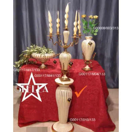 Picture A charming ceramic column made of gold and brass