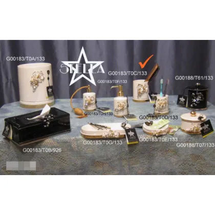 Picture Ceramic beige mug decorated with grapes for hairbrushes