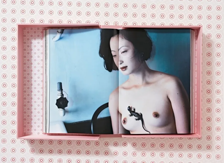 obrazek 6 Książka Araki - Taschen