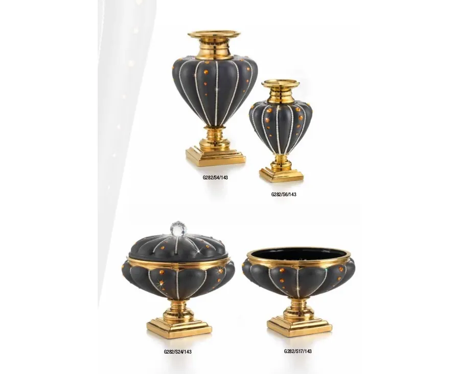 obrazek 1 Ceramiczny wazon z Włoch o wybrzuszonej sylwetce
