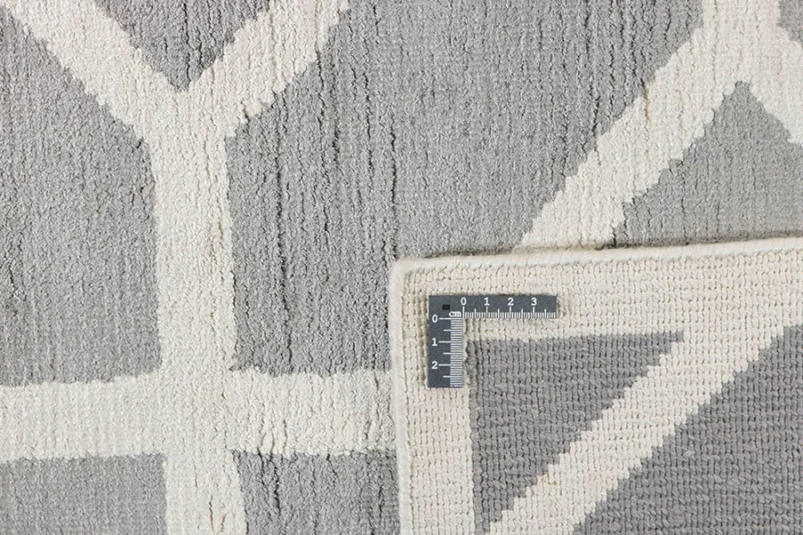 picture 3 Designer gray geometric rug - COSMOU NOUVEAU 7050