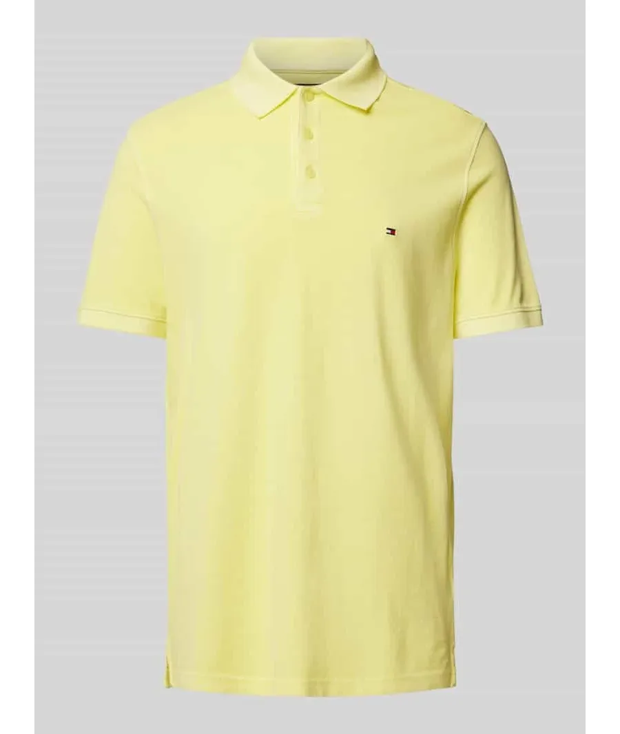 obrazek 1 Koszulka polo o kroju regular fit z kołnierzykiem polo