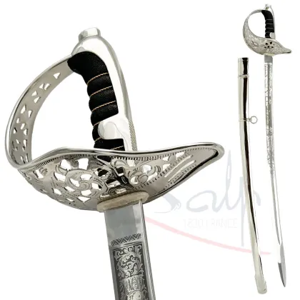 Zdjęcie Szabla oficerska kawalerii austriackiej – model z 1904 roku z pochwą i grawerem