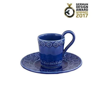 Zdjęcie Niebieska filiżanka ceramiczna z podstawką do jadalni - Bordallo Pinheiro