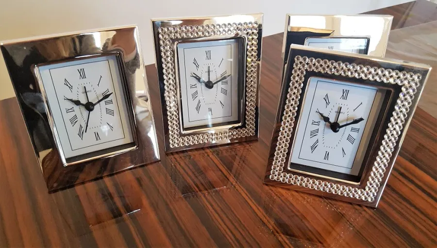 obrazek 2 Elegancki zegarek z budzikiem Chinelli