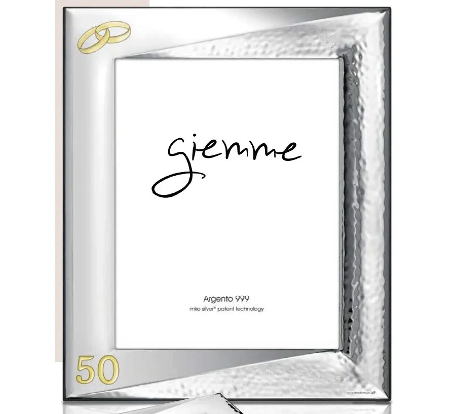 obrazek 1 Srebrna ramka na zdjęcia 20х25 cm nawiązująca do 50 rocznicy ślubu