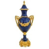 Zdjęcie Elegancki wazon z pozłacanego mosiądzu i kamienia lapis lazuli