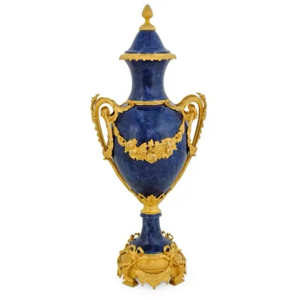 Zdjęcie Elegancki wazon z pozłacanego mosiądzu i kamienia lapis lazuli