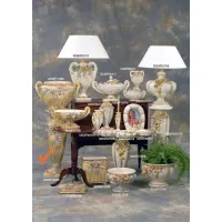 Picture Ceramic gold column decorated with flowers