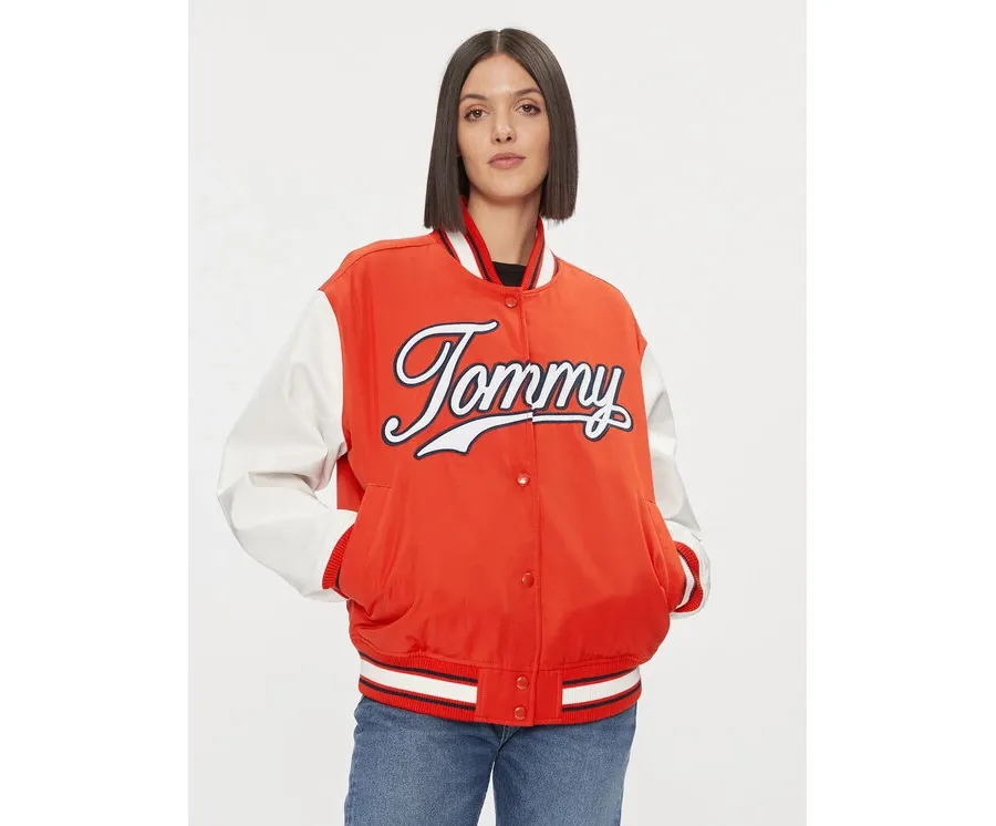 obrazek 1 Tommy Jeans Kurtka bomber Letterman DW0DW17233 Czerwony Relaxed Fit