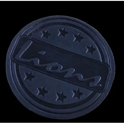 Zdjęcie Skórzane naszywki na ubrania z logo firmowym