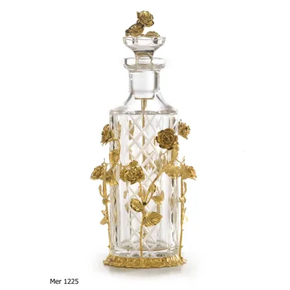 Zdjęcie Butelka na perfumy z grawerowanego kryształu i złoconego brązu