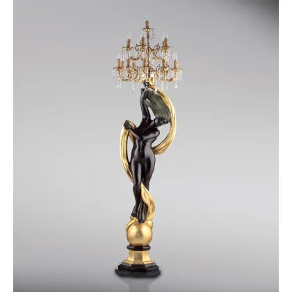 Zdjęcie Rzeźba z brązu Wenus stojącej na globie z oświetleniem - Fonderia Artistica Ruocco