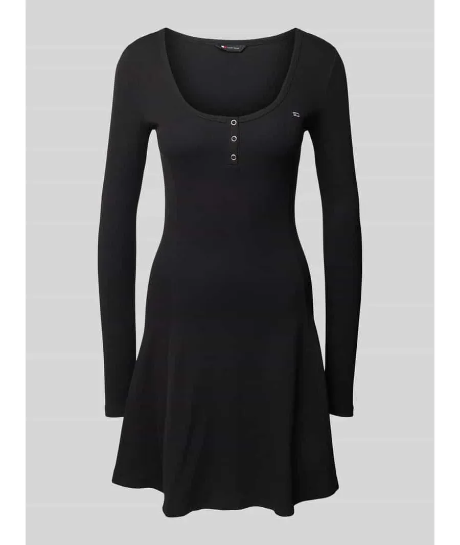 obrazek 1 Sukienka mini z okrągłym dekoltem model ‘HENLEY’