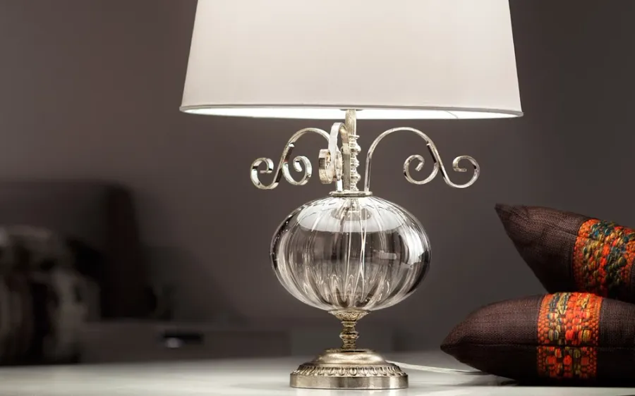 obrazek 8 Antyczna lampka nocna od włoskiego producenta - Antika
