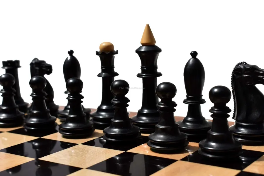 obrazek 4 Stylowa szachownica drewniana z figurami - The Chess Empire