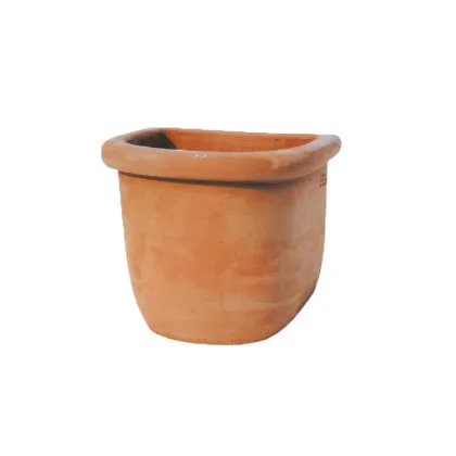 Picture Stylish Italian water tank for the garden - Goti Terrecotte