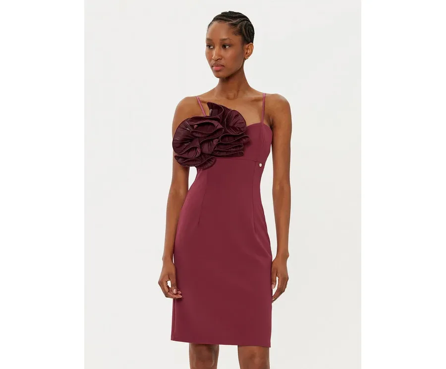 obrazek 1 Rinascimento Sukienka koktajlowa CFC0121697003 Bordowy Regular Fit