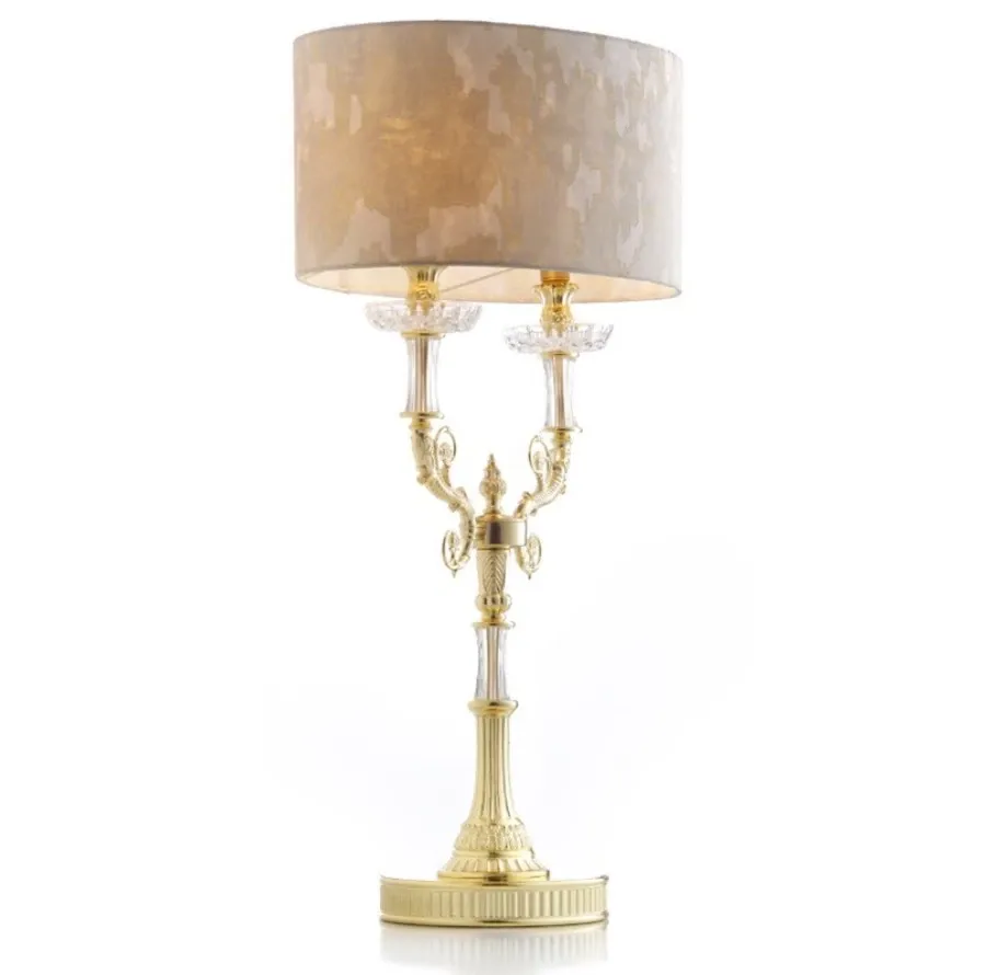 obrazek 1 Stylowa lampa stołowa z odlewu z mosiądzu i elementów kryształowych - Il Paralume Marina