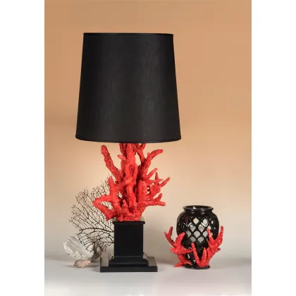 Zdjęcie Stylowa włoska lampa na biurko z koralową podstawą